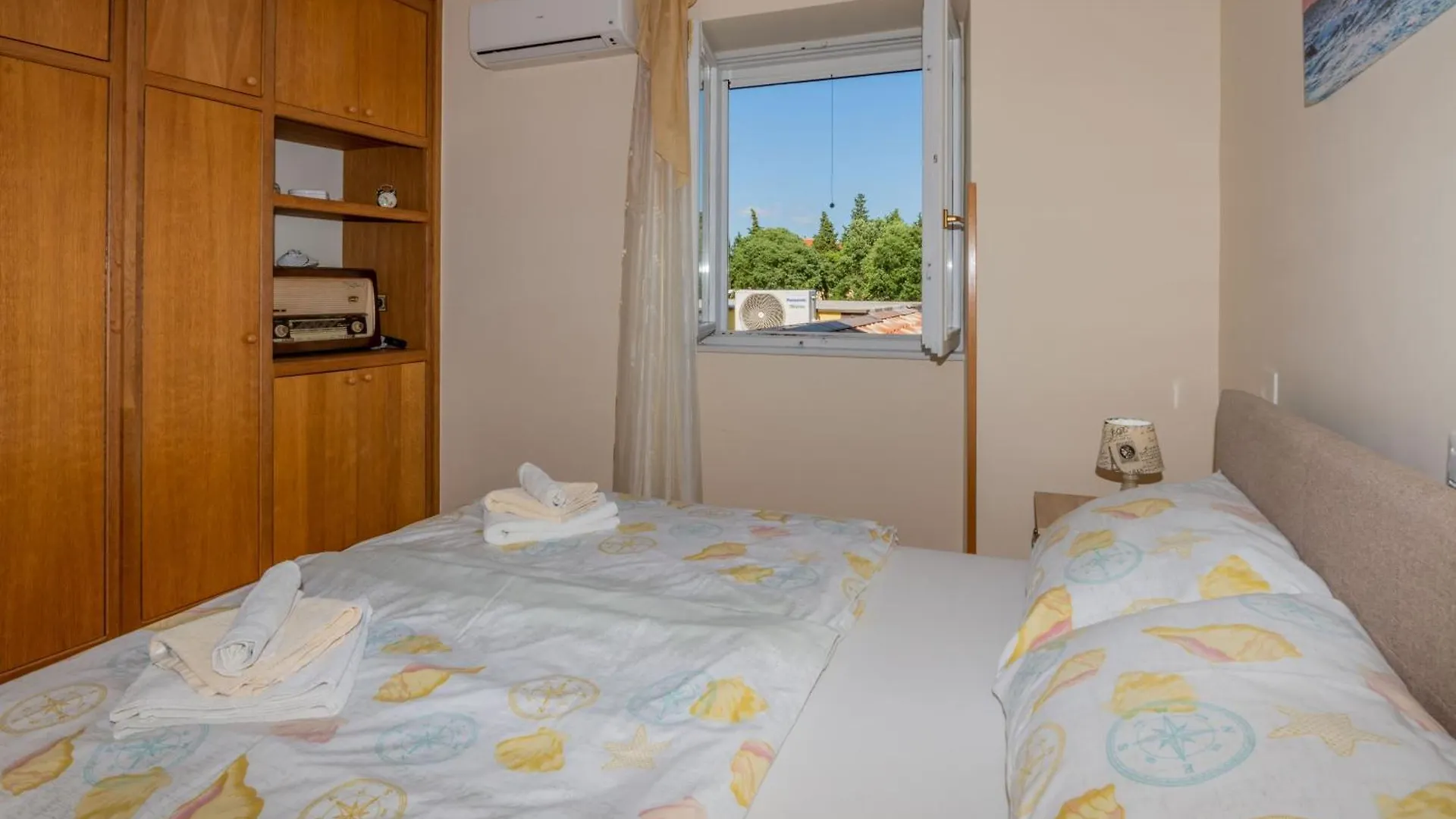 Villa Dajana, A Cozy Pet Friendly Villa Minutes From The Beach Juršići Nyaraló
