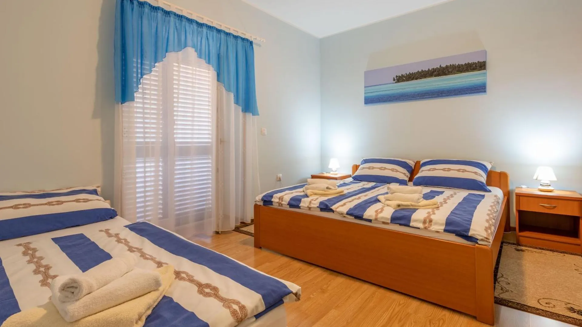 Nyaraló Villa Dajana, A Cozy Pet Friendly Villa Minutes From The Beach Juršići